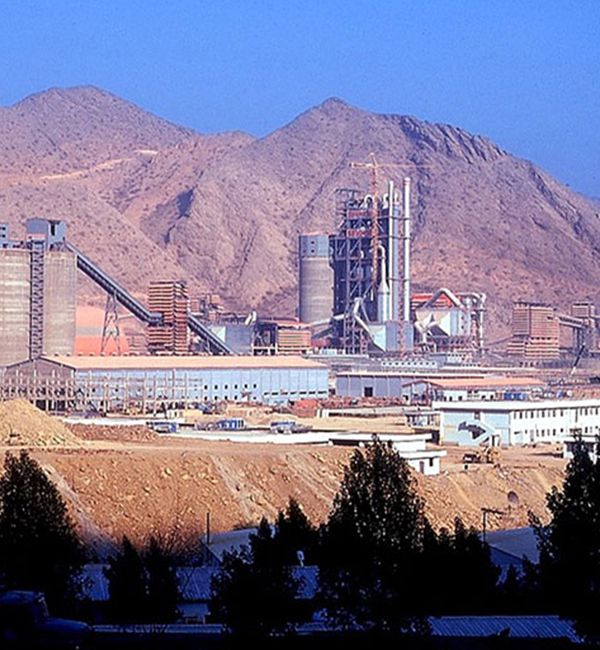 3 lignes de production de ciment avec une capacité de 5000 t/j pour SPCC en Arabie Saoudite