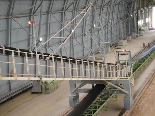 Support en acier structurel